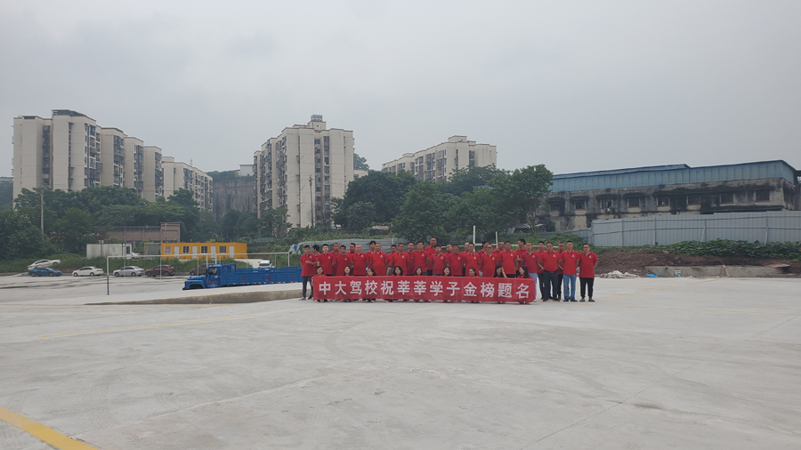 �д��У���������У��