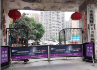 ��������У